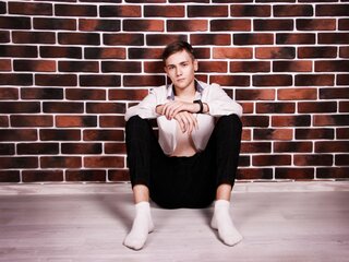 LeoFischer camshow hd nude